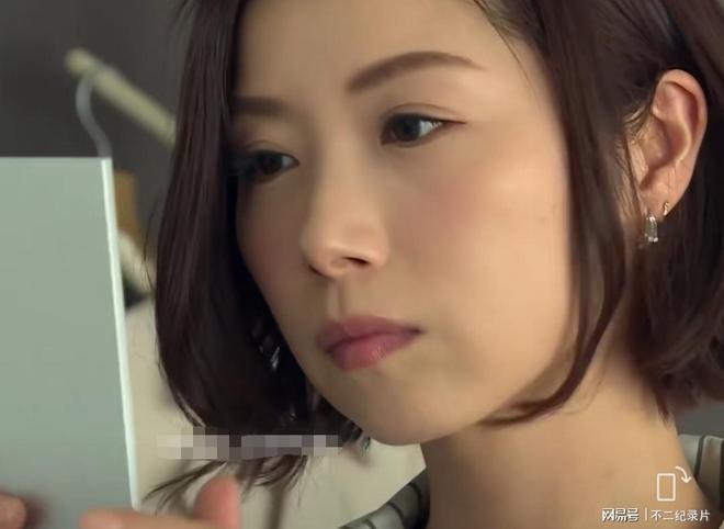2024岛国片剧情佳作加藤椿化身职场女强人绝品阿姨非常专业(图5)