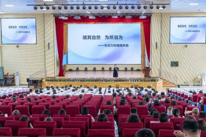 呈贡区总工会“三个维度”助推“惠健康”服务走深走实(图3)