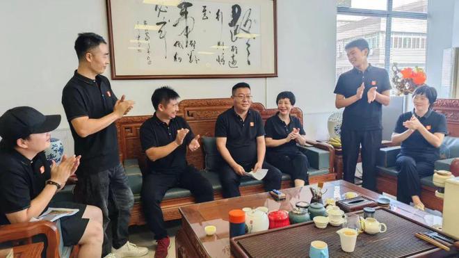 成大事者：思维有高度沟通有温度执行有态度(图3)