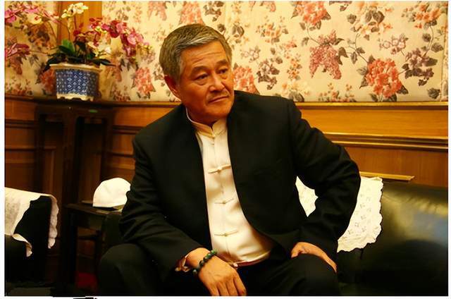 67岁赵本山正式复出！携赵家班开启世界巡演行程曝光春节都不休(图14)