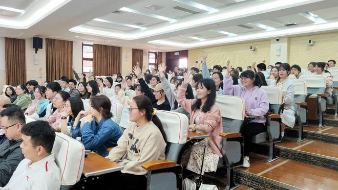 校友返长线“春风行动”创业服务进校园活动走进湖南师范大学(图2)