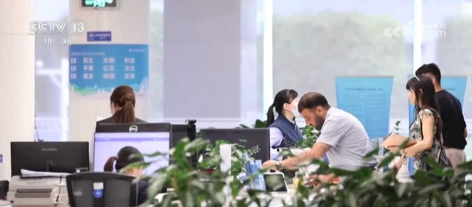 创业“礼包”让敢闯敢试创业者底气更足多举措精准发力稳企业(图2)