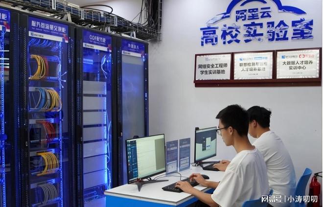 2025就业冰火两重天：有人月薪过万躺赢有人3千挣扎温饱！(图3)