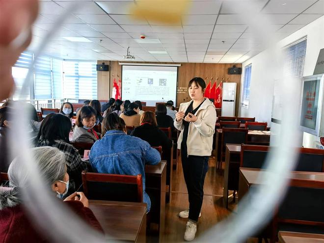 技能学到手工作家门口光谷佛祖岭就业超市助千余居民就业创业(图7)