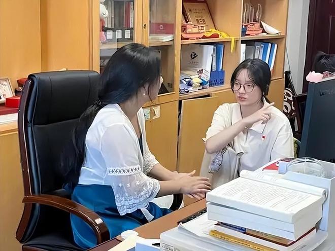 高校辅导员直接被纳入事业编：从被瞧不上到职业新宠(图5)