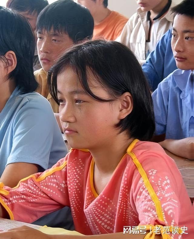 如果不搬走“三座大山”中国出生人口数量将在2056年被美国超越(图2)