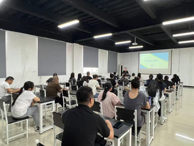 石家庄市栾城区：中辉创业孵化基地优化升级助力创业者腾飞(图4)