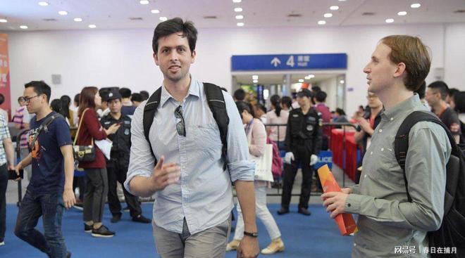 中国又1个大省被盯上37万外国人赖着不走还想要长久生活(图9)