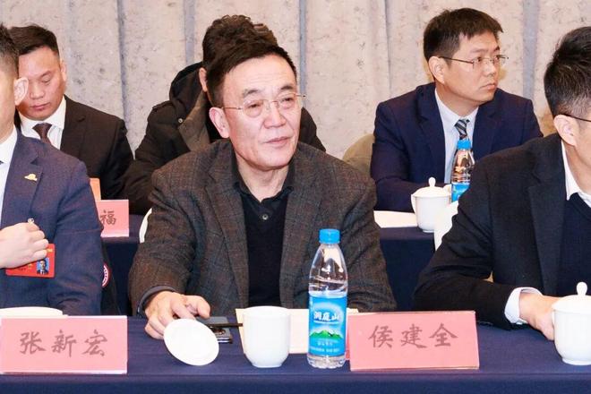 民主智慧交融绽放共绘园区发展蓝图！(图2)