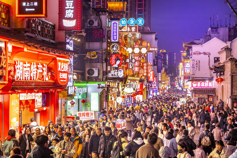 青春力量持续“刷新”长沙城