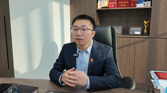 与高境·创不凡丨承葛生物张帮周：在“菌群宇宙”里潜心科研(图2)