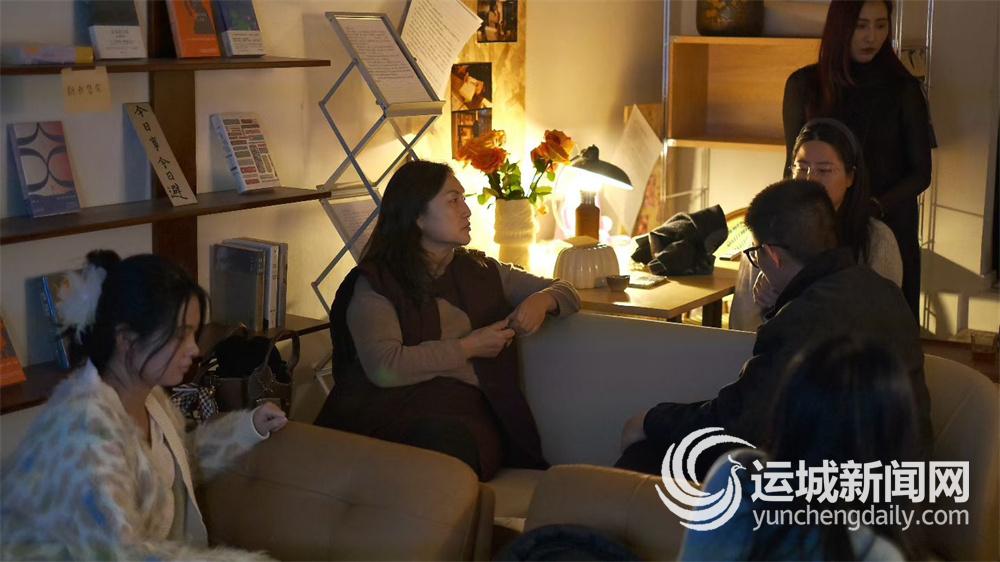 小石岛书店：不止是书店更是青年“充电站”(图2)