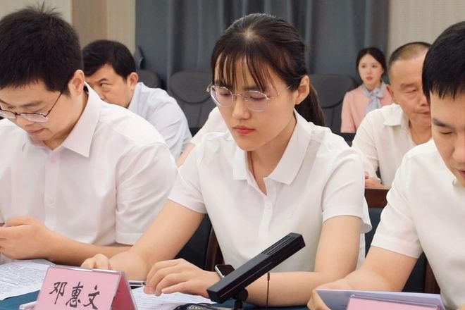 基层磨砺青春志丹心映照家国情！(图9)